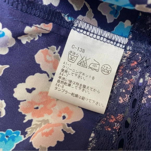 Rebecca Taylor Designer Navy Floral Lace Blouse Long Sleeve Size 2 - Picture 13 of 14